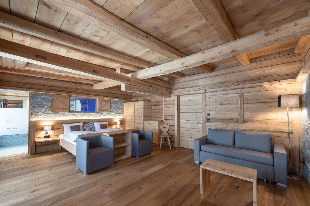 Hotel Crusch Alba Swiss Lodge Zernez Exterior photo
