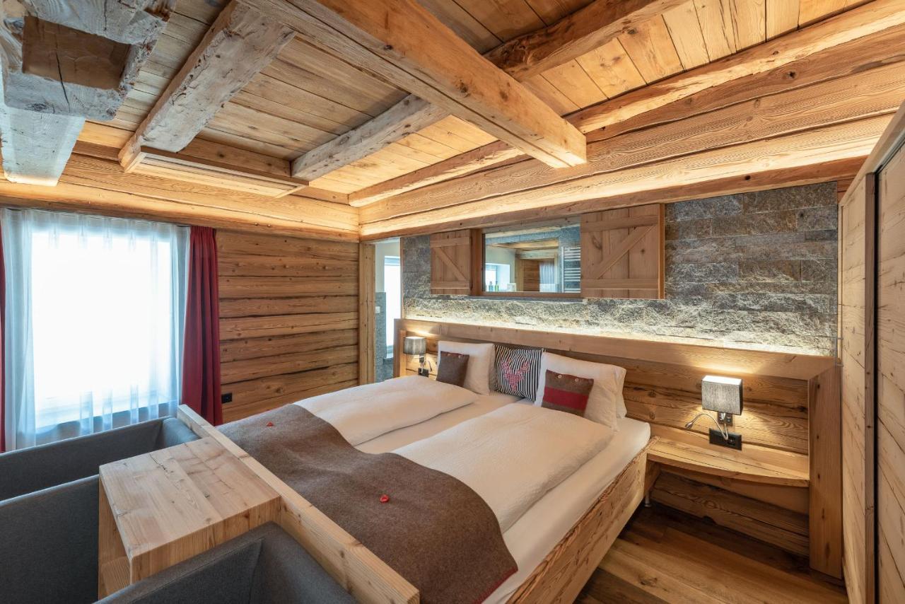 Hotel Crusch Alba Swiss Lodge Zernez Exterior photo